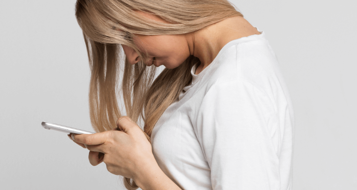 <div element-id="5092"><b element-id="5091"><br element-id="5090"></b></div><b>The Role of Screen Time for Neck Pain</b>